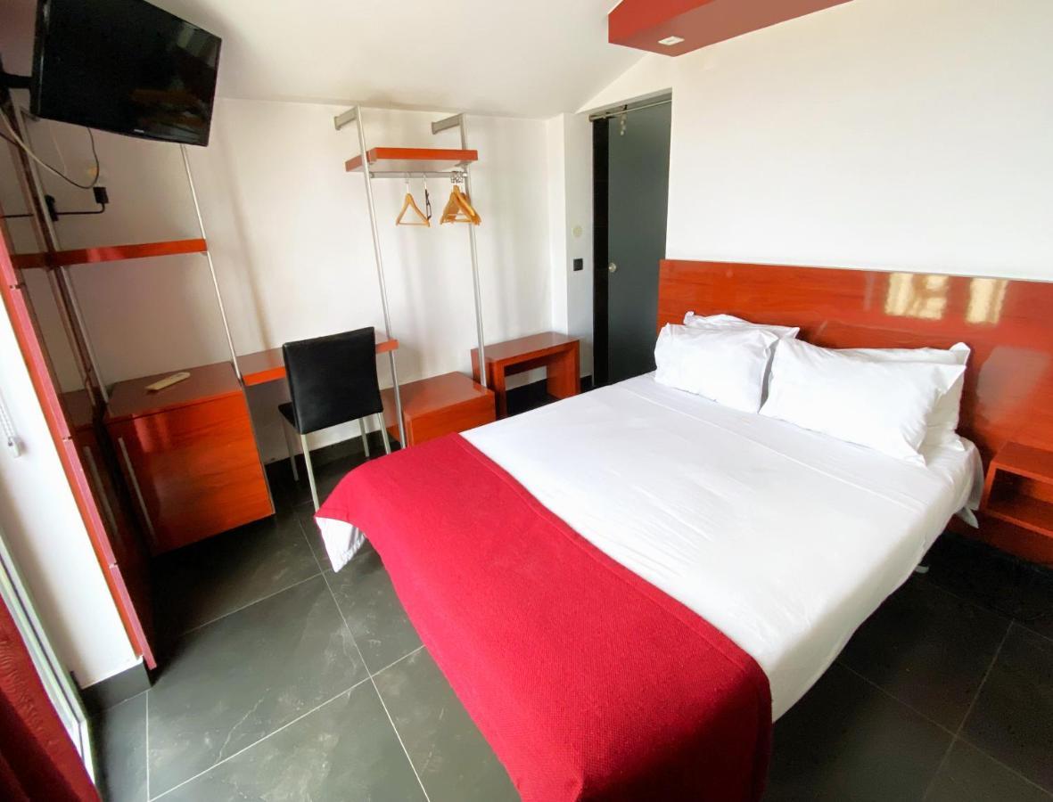 Hotel Oceano Nazaré Buitenkant foto